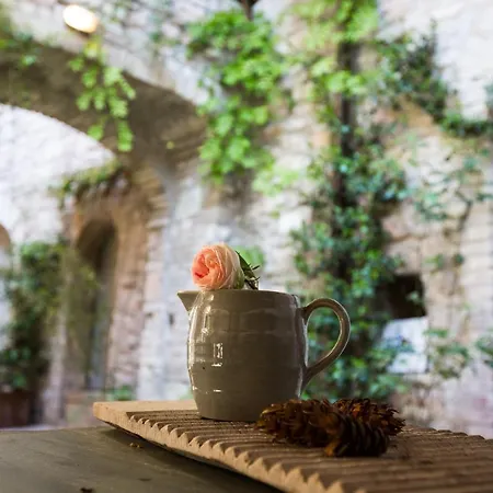 Residenza La Corte Bed & Breakfast Assisi