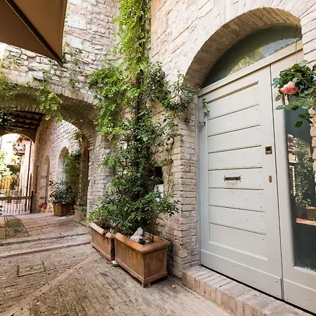 Residenza La Corte Bed & Breakfast Assisi
