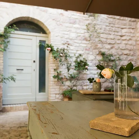 Residenza La Corte Bed & Breakfast Assisi